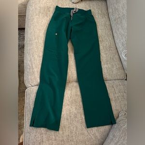 Figs green pants size XXS